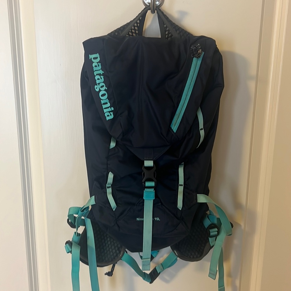 Patagonia Nine Trails Hydration Pack 15L, Navy